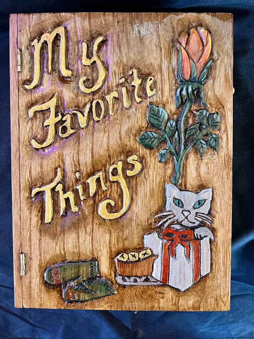 Wood Carving, Woodcarving, Wood Art, My Favorite Things Box