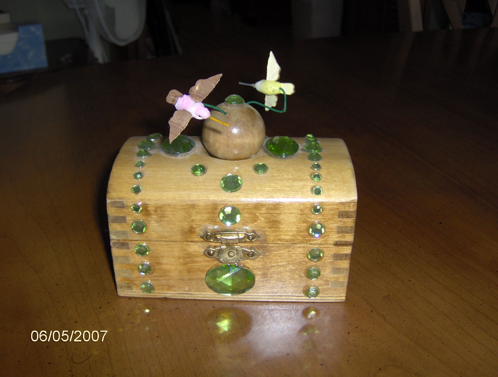 Emerald flying bird music box, Wood Carving, Woodcarving, Wood Art, Woodworking 