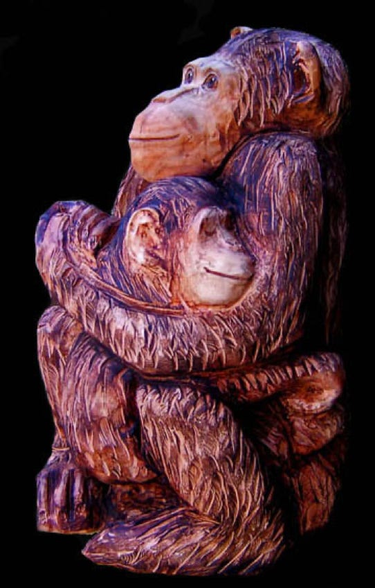 Woodcarving of a chimpanzee, sculpture of a chimpanzee, chimpanzee carving, Chainsaw Woodcarving, Woodcarving, Wood carving, Wood Art, Woodworking