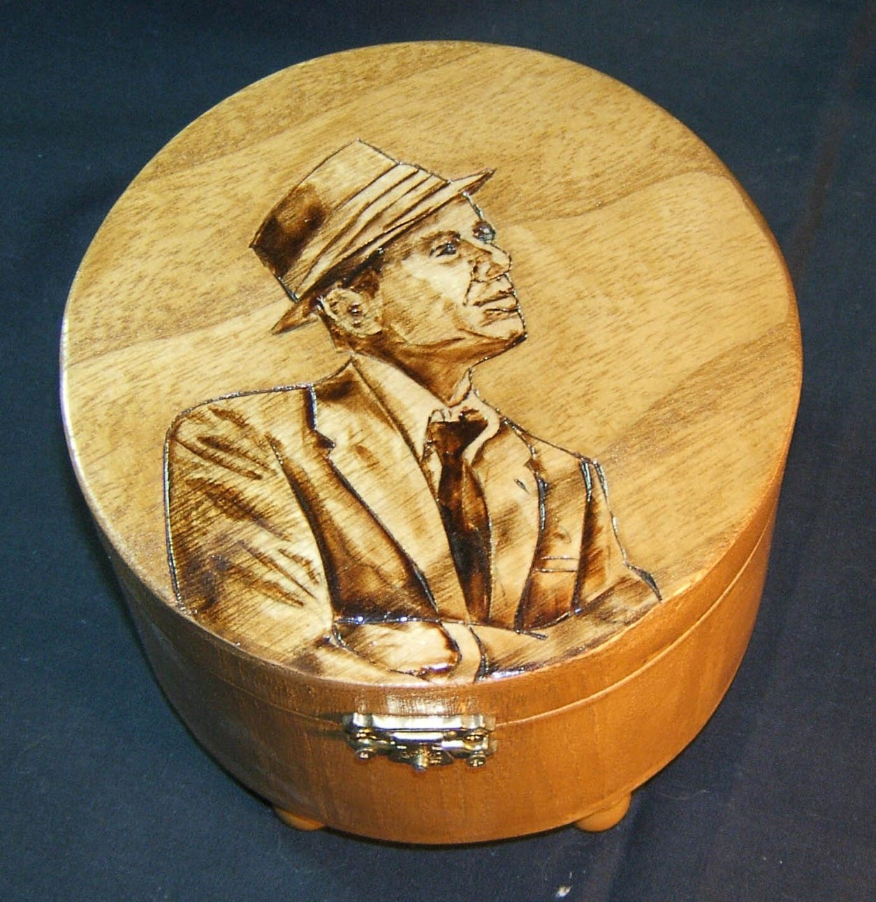 Frank Sinatra Box - Wood burning, woodworking