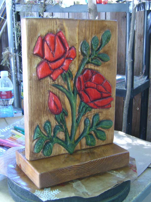 Roses, Casey, Woodcarving, Wood carving, Chainsaw Wood Carving,  Chainsaw Woodcarving, Sculpture, Art, Realism, #LLAP, Chainsaw Casey, Casey Woodcarving, Casey Wood Carving, Woodworking