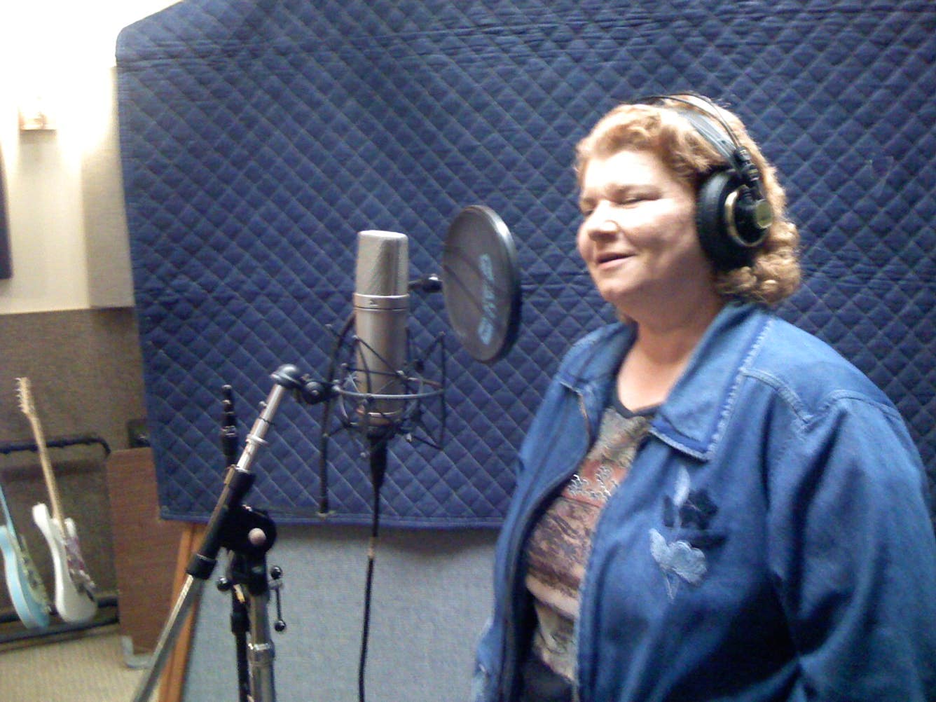 Casey MicCaughn, Singer, Music Studio